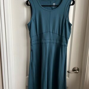 Elegant Teal Sleeveless Dress
